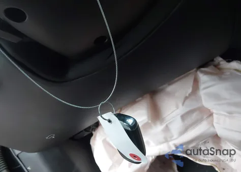 2018 Jeep Compass Latitude 4X4 z USA, uszkodzony, nr VIN 3C4NJDBB2JT434000